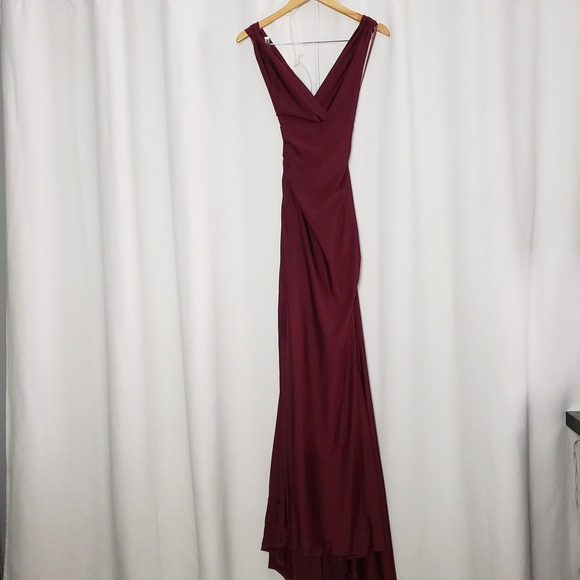 La Femme Dresses & Skirts - La Femme Burgundy Ruched Open Back V-Neck Formal Gown Dress Size 2